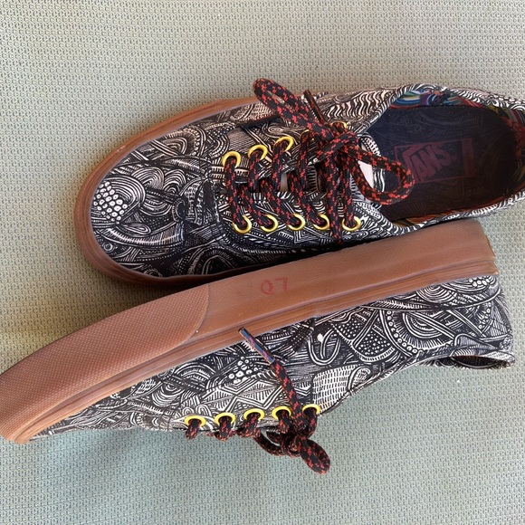 COPY - Vans unisex great Preowned condition - Picture 11 of 11